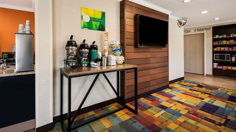 Quality Inn & Suites Bozeman Lobby