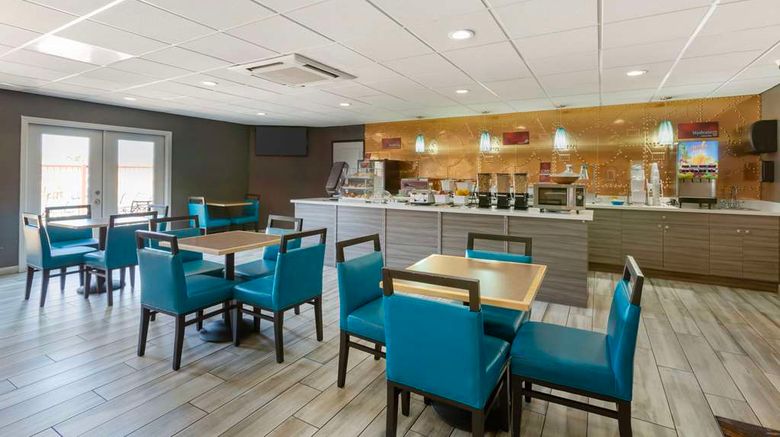 <b>Best Western Plus Sun Canyon Restaurant</b>. Images powered by <a href="https://iceportal.shijigroup.com/" title="IcePortal" target="_blank">IcePortal</a>.