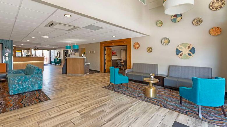 <b>Best Western Plus Sun Canyon Lobby</b>. Images powered by <a href="https://iceportal.shijigroup.com/" title="IcePortal" target="_blank">IcePortal</a>.