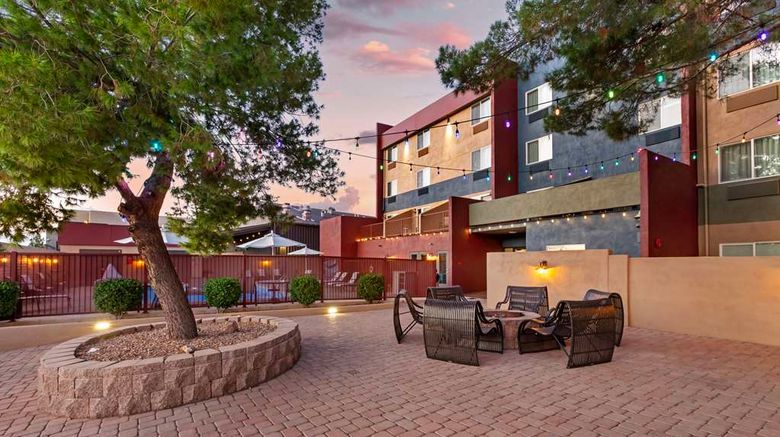 <b>Best Western Plus Sun Canyon Exterior</b>. Images powered by <a href="https://iceportal.shijigroup.com/" title="IcePortal" target="_blank">IcePortal</a>.