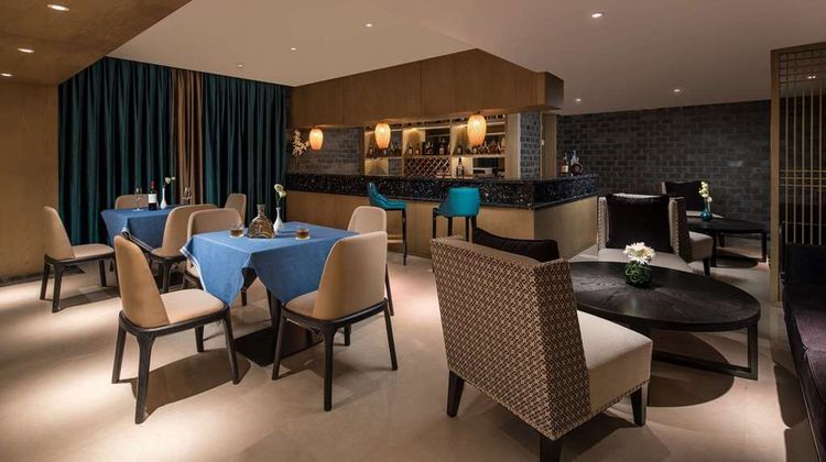 Ramada by Wyndham Zhenjiang City Center Restaurant