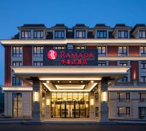 Ramada by Wyndham Zhenjiang City Center Exterior