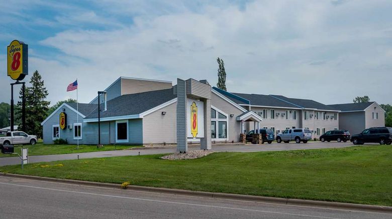 Super 8 by Wyndham Glenwood Exterior. Images powered by <a href="https://iceportal.shijigroup.com" target="_blank" rel="noopener">Ice Portal</a>.