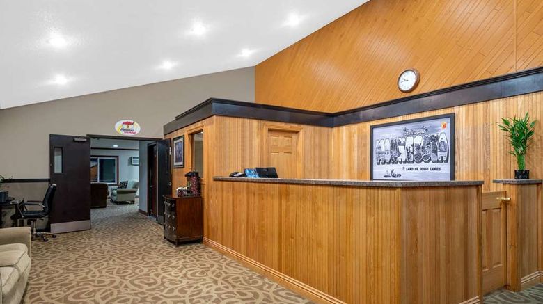 <b>Super 8 by Wyndham Glenwood Lobby</b>. Images powered by <a href="https://iceportal.shijigroup.com/" title="IcePortal" target="_blank">IcePortal</a>.