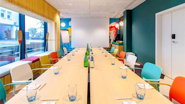 <b>Ibis Styles Warszawa Centrum Meeting</b>. Images powered by <a href="https://iceportal.shijigroup.com/" title="IcePortal" target="_blank">IcePortal</a>.