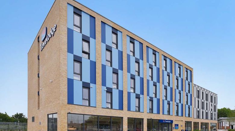 Travelodge London Dagenham Exterior. Images powered by <a href="https://iceportal.shijigroup.com" target="_blank" rel="noopener">Ice Portal</a>.