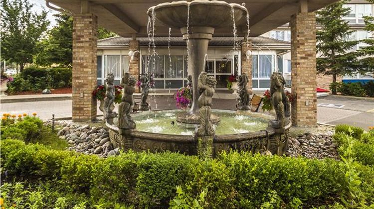 Monte Carlo Inn Toronto-Markham Exterior