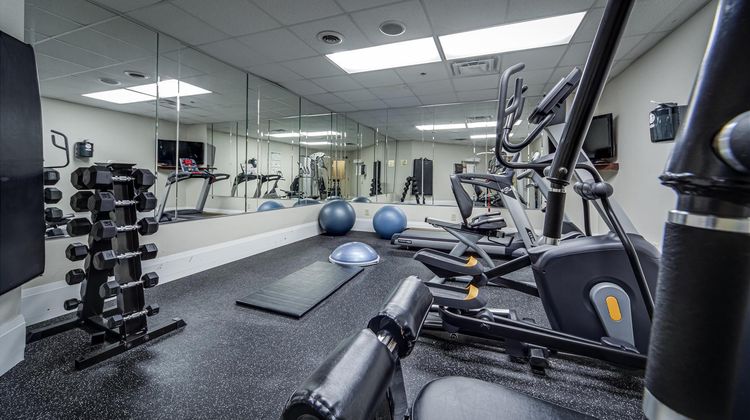 Monte Carlo Inn Vaughan Suites Health
