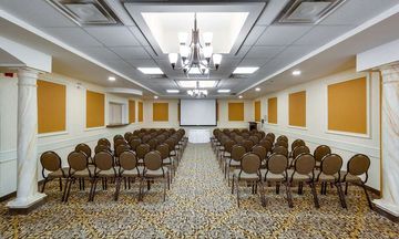 Monte Carlo Inn Barrie Suites