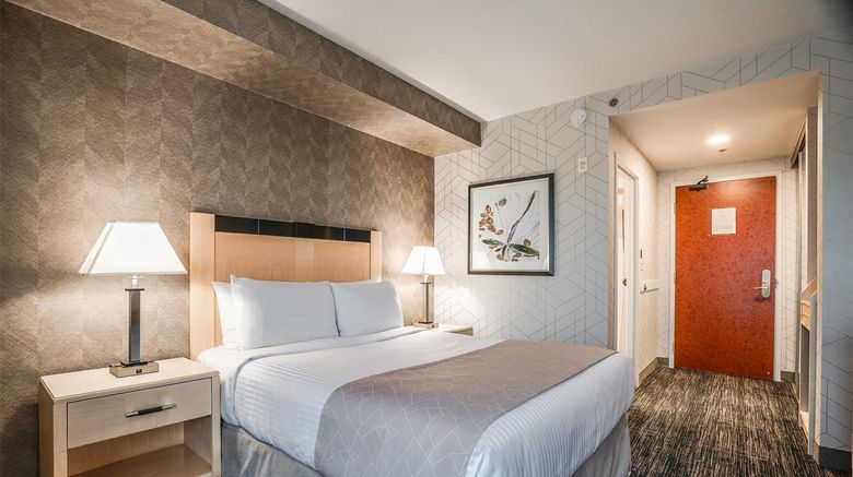 <b>Monte Carlo Inn Barrie Suites Room</b>. Images powered by <a href="https://iceportal.shijigroup.com/" title="IcePortal" target="_blank">IcePortal</a>.