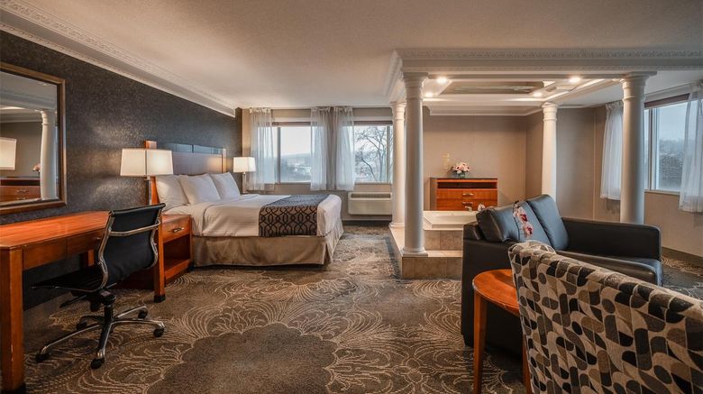 <b>Monte Carlo Inn Barrie Suites Suite</b>. Images powered by <a href="https://iceportal.shijigroup.com/" title="IcePortal" target="_blank">IcePortal</a>.