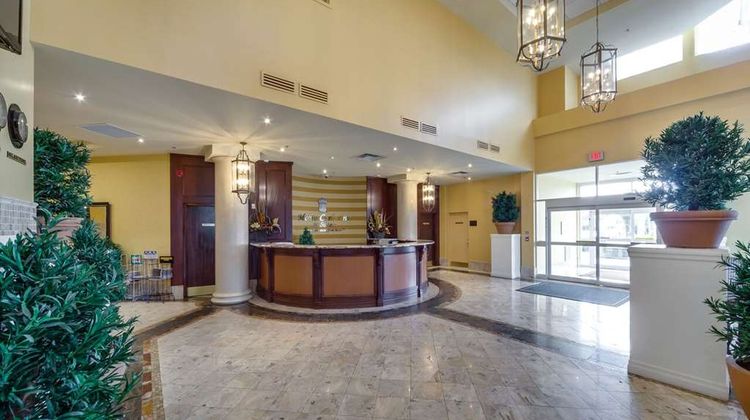 Monte Carlo Inn & Suites Lobby