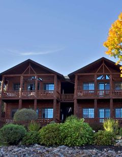 The Lodges at Cresthaven