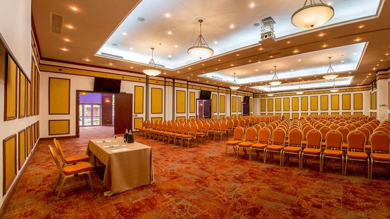 <b>Caro Hotel Ballroom</b>. Images powered by <a href="https://iceportal.shijigroup.com/" title="IcePortal" target="_blank">IcePortal</a>.