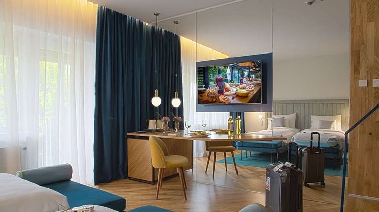 Caro Hotel Room