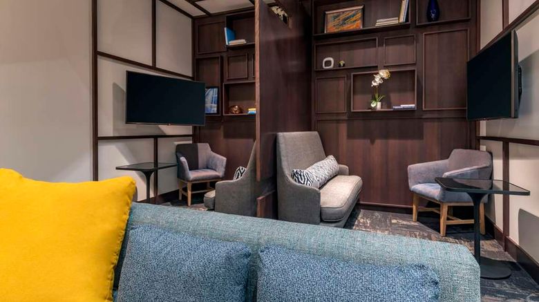 <b>Hyatt Place Provo Downtown Lobby</b>. Images powered by <a href="https://iceportal.shijigroup.com/" title="IcePortal" target="_blank">IcePortal</a>.