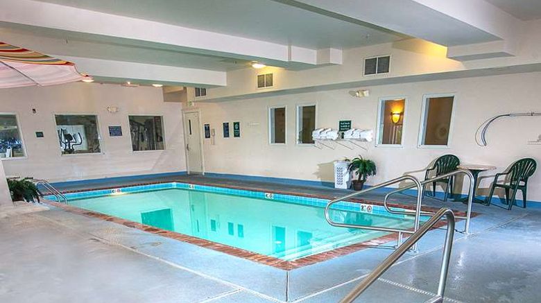 <b>SureStay Plus by Best Western Billings Pool</b>. Images powered by <a href="https://iceportal.shijigroup.com/" title="IcePortal" target="_blank">IcePortal</a>.