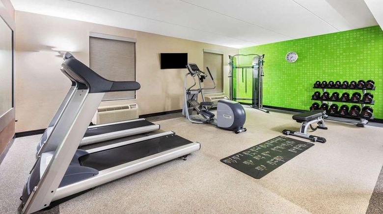 <b>La Quinta Inn & Stes Downtown Jamestown Health</b>. Images powered by <a href="https://iceportal.shijigroup.com/" title="IcePortal" target="_blank">IcePortal</a>.