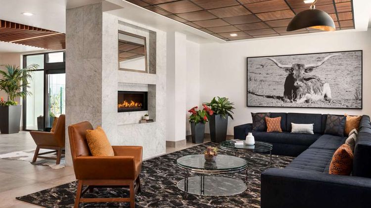 La Quinta Inn & Suites Downtown Lobby