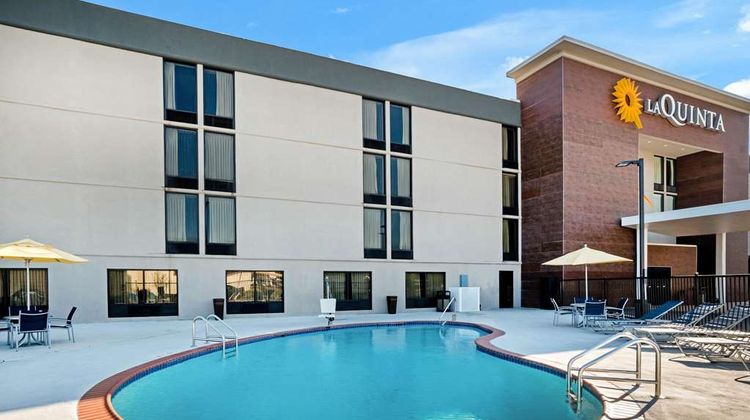 La Quinta Inn & Suites Columbus Pool