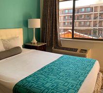 Howard Johnson by Wyndham Reno Room