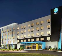 Tru by Hilton Florence I-95 Exterior