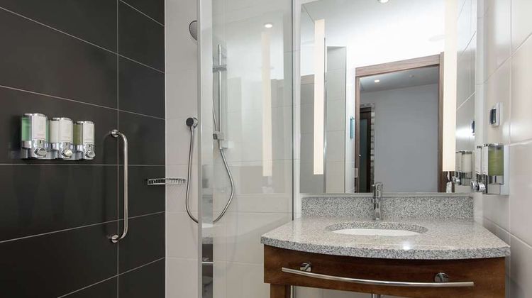 Hampton by Hilton Poznan Old Town Room