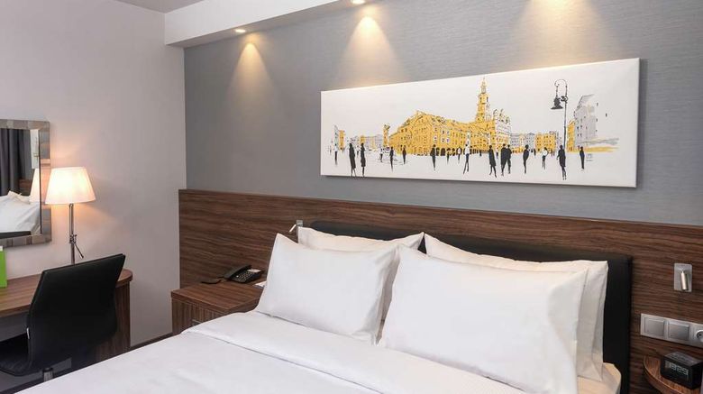 <b>Hampton by Hilton Poznan Old Town Room</b>. Images powered by <a href="https://iceportal.shijigroup.com/" title="IcePortal" target="_blank">IcePortal</a>.