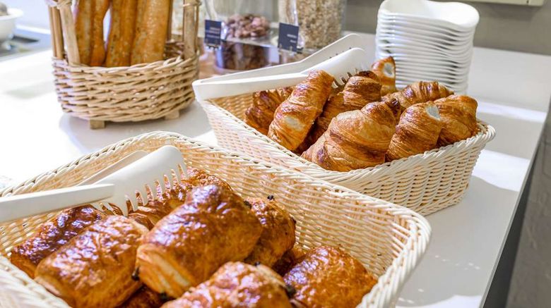 <b>Comfort Hotel Amiens Nord Restaurant</b>. Images powered by <a href="https://iceportal.shijigroup.com/" title="IcePortal" target="_blank">IcePortal</a>.