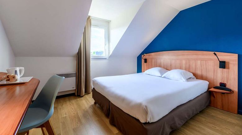 <b>Comfort Hotel Evreux Room</b>. Images powered by <a href="https://iceportal.shijigroup.com/" title="IcePortal" target="_blank">IcePortal</a>.