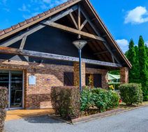 Comfort Hotel Evreux Exterior