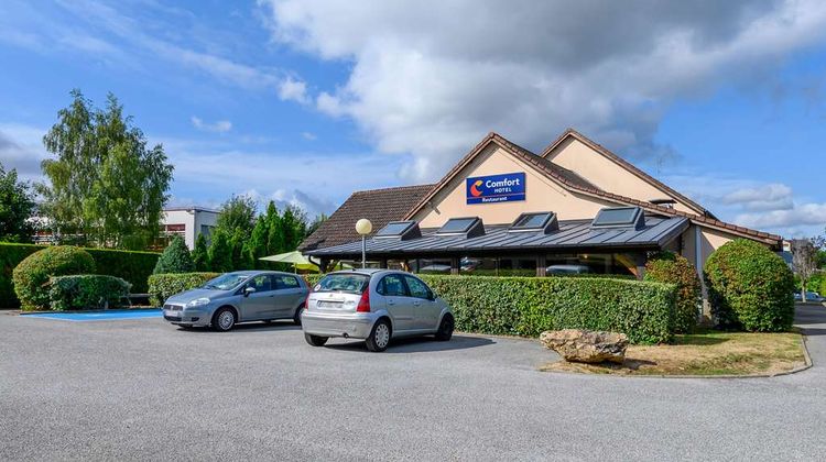 Comfort Hotel Evreux Exterior