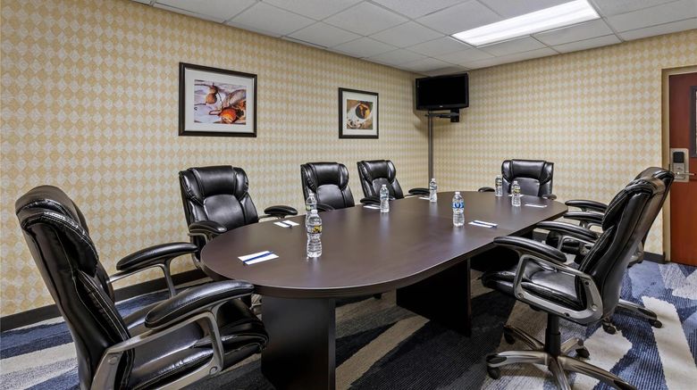 <b>Comfort Inn Roswell Atlanta North Meeting</b>. Images powered by <a href="https://iceportal.shijigroup.com/" title="IcePortal" target="_blank">IcePortal</a>.