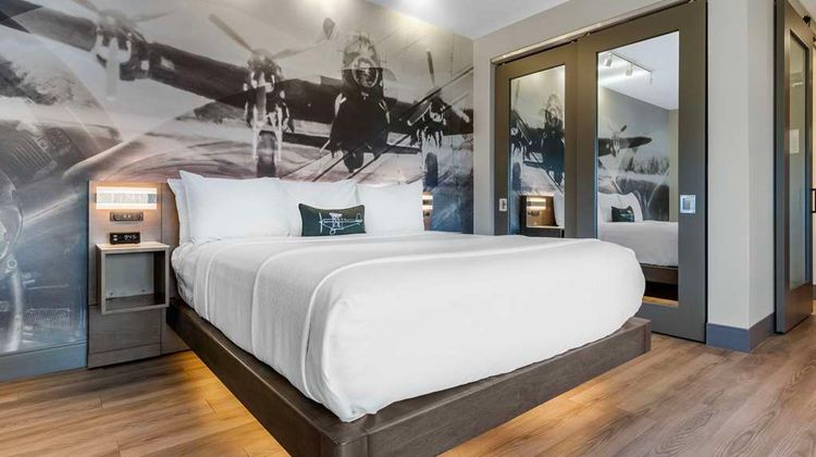 Cambria Hotel Arundel Mills BWI Airport Suite