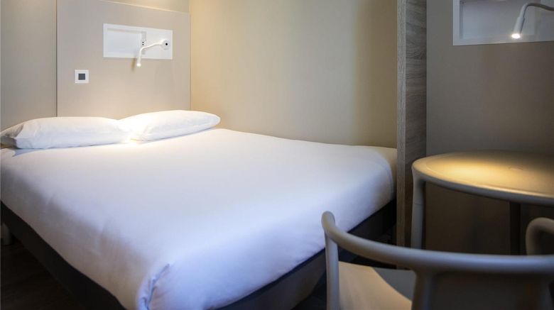 <b>Ibis Budget Fribourg Room</b>. Images powered by <a href="https://iceportal.shijigroup.com/" title="IcePortal" target="_blank">IcePortal</a>.