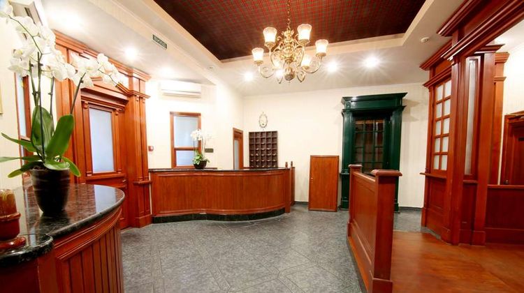 Number 21 Hotel by DBI Lobby