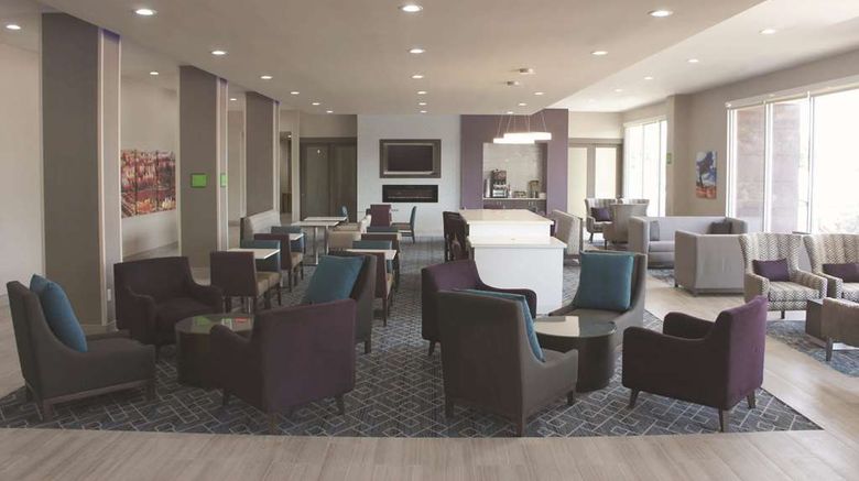 <b>La Quinta Inn & Suites Kanab Lobby</b>. Images powered by <a href="https://iceportal.shijigroup.com/" title="IcePortal" target="_blank">IcePortal</a>.