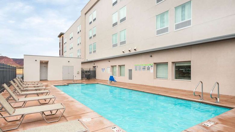 <b>La Quinta Inn & Suites Kanab Pool</b>. Images powered by <a href="https://iceportal.shijigroup.com/" title="IcePortal" target="_blank">IcePortal</a>.