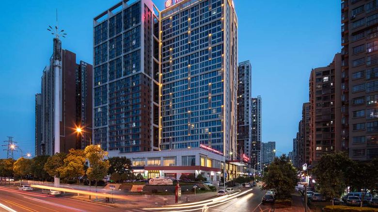 <b>Ramada Plaza by Wyndham Changsha Xingsha Exterior</b>. Images powered by <a href="https://iceportal.shijigroup.com/" title="IcePortal" target="_blank">IcePortal</a>.
