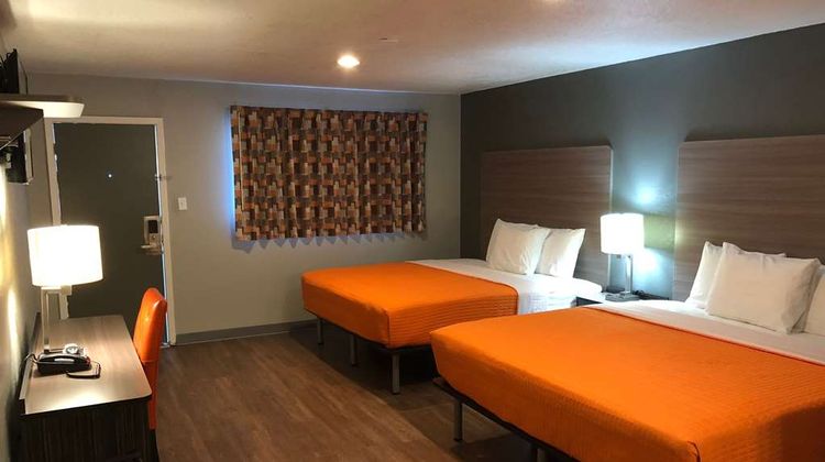 Super 8 by Wyndham Sonora Room