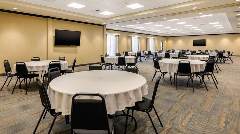 <b>Comfort Suites Liberal North Meeting</b>. Images powered by <a href="https://iceportal.shijigroup.com/" title="IcePortal" target="_blank">IcePortal</a>.