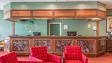 <b>Quality Inn & Suites Lobby</b>. Images powered by <a href="https://iceportal.shijigroup.com/" title="IcePortal" target="_blank">IcePortal</a>.
