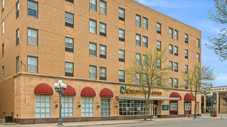 <b>Quality Inn & Suites Exterior</b>. Images powered by <a href="https://iceportal.shijigroup.com/" title="IcePortal" target="_blank">IcePortal</a>.