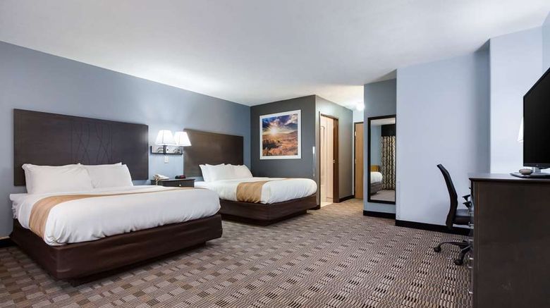 <b>Quality Inn & Suites McCook Suite</b>. Images powered by <a href="https://iceportal.shijigroup.com/" title="IcePortal" target="_blank">IcePortal</a>.