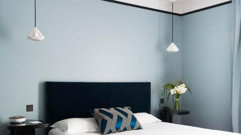 <b>L'Hotel Room</b>. Images powered by <a href="https://iceportal.shijigroup.com/" title="IcePortal" target="_blank">IcePortal</a>.