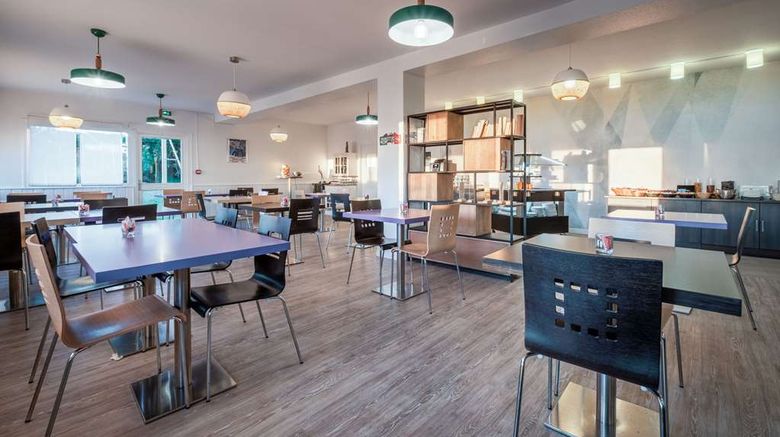 <b>Comfort Hotel Linas - Montlhery Restaurant</b>. Images powered by <a href="https://iceportal.shijigroup.com/" title="IcePortal" target="_blank">IcePortal</a>.
