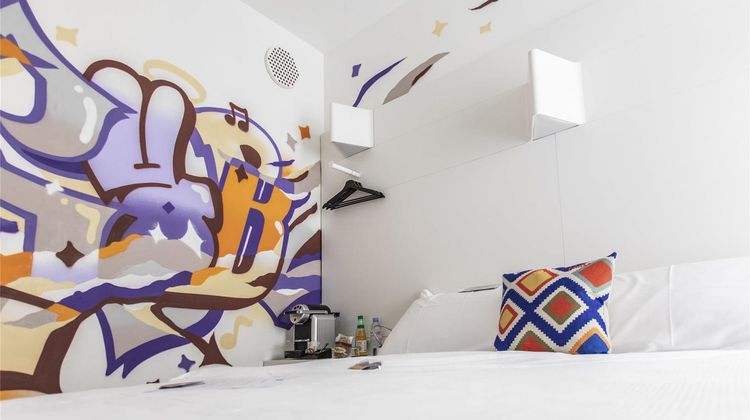 ibis Styles Lausanne Center MadHouse Room