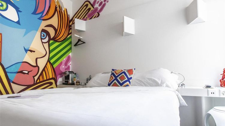 ibis Styles Lausanne Center MadHouse Room