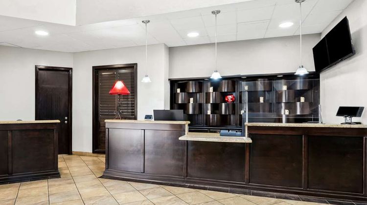 SureStay Plus Hotel by BW Medical Center Lobby