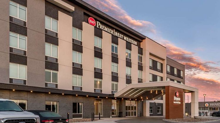 Best Western Premier Prince Albert Exterior